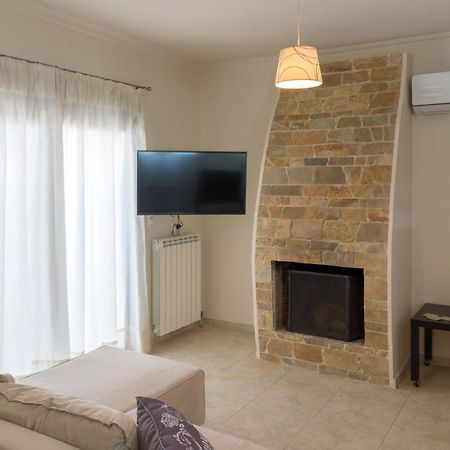 Bow Lux Apartments Ártemida Kültér fotó